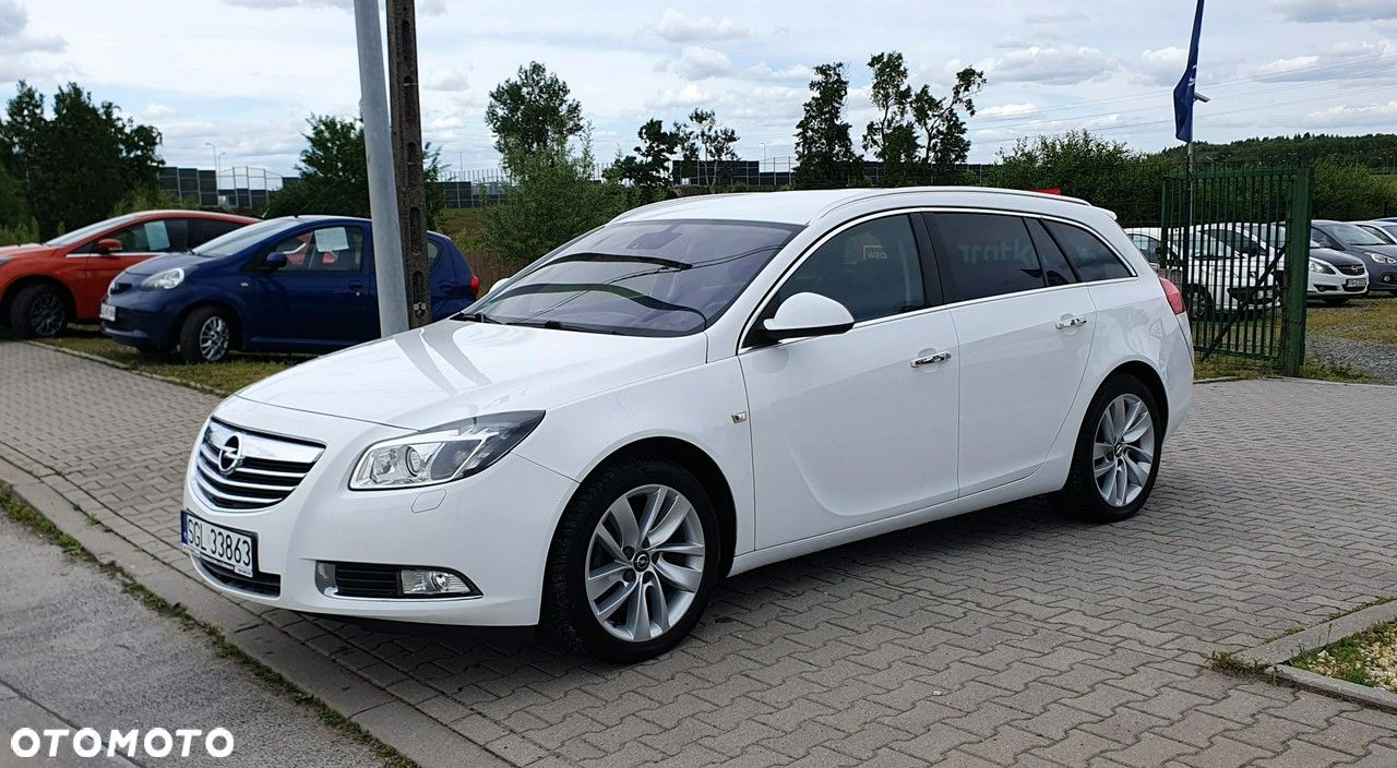 Opel Insignia - 1