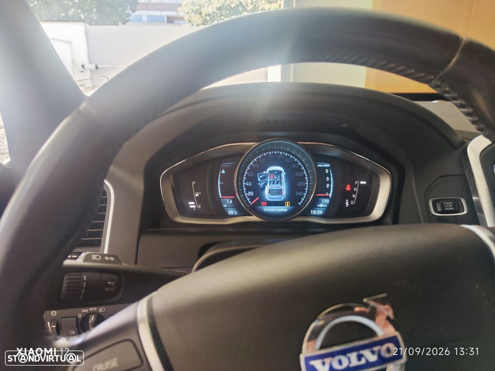 Volvo XC 60 - 6