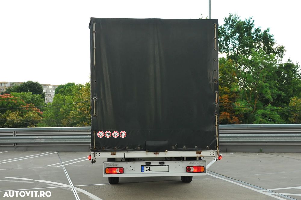 Renault Master cu lift - 10