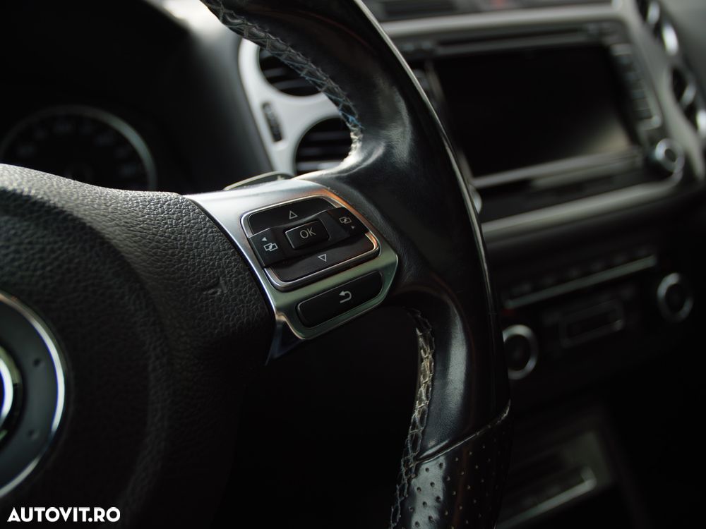 Volkswagen Tiguan 2.0 TDI 4Motion DSG BMT Sport & Style - 28