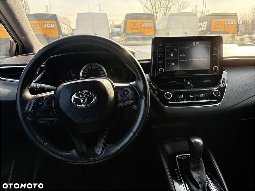 Toyota Corolla 1.8 Hybrid Active - 17