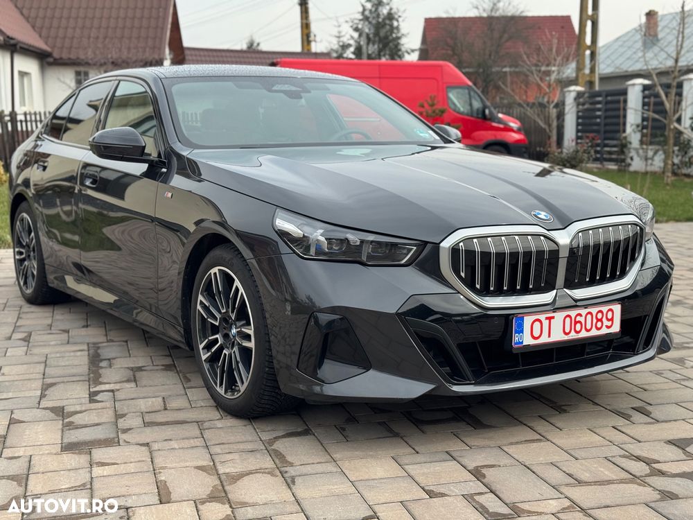 BMW Seria 5 520i Aut. - 2