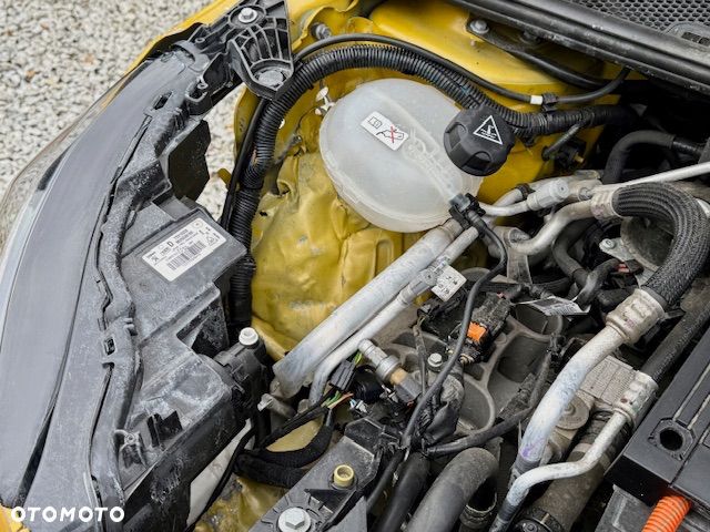 Peugeot 208 e-208 50kWh Style - 32
