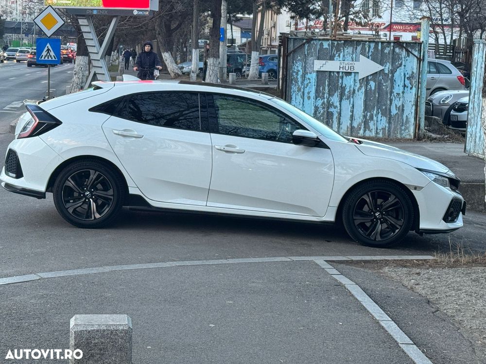 Honda Civic 1.5 VTEC Turbo CVT Sport Plus - 26
