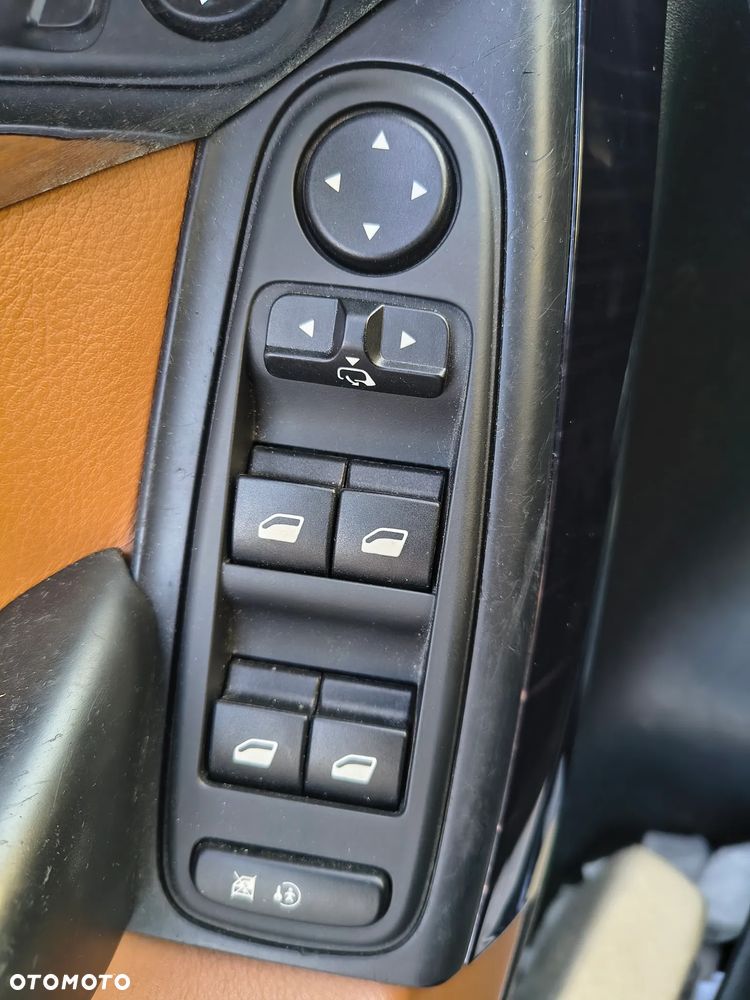 Citroën C4 Grand Picasso 2.0 HDi FAP Exclusive - 22