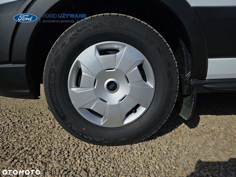 Ford Transit - 26