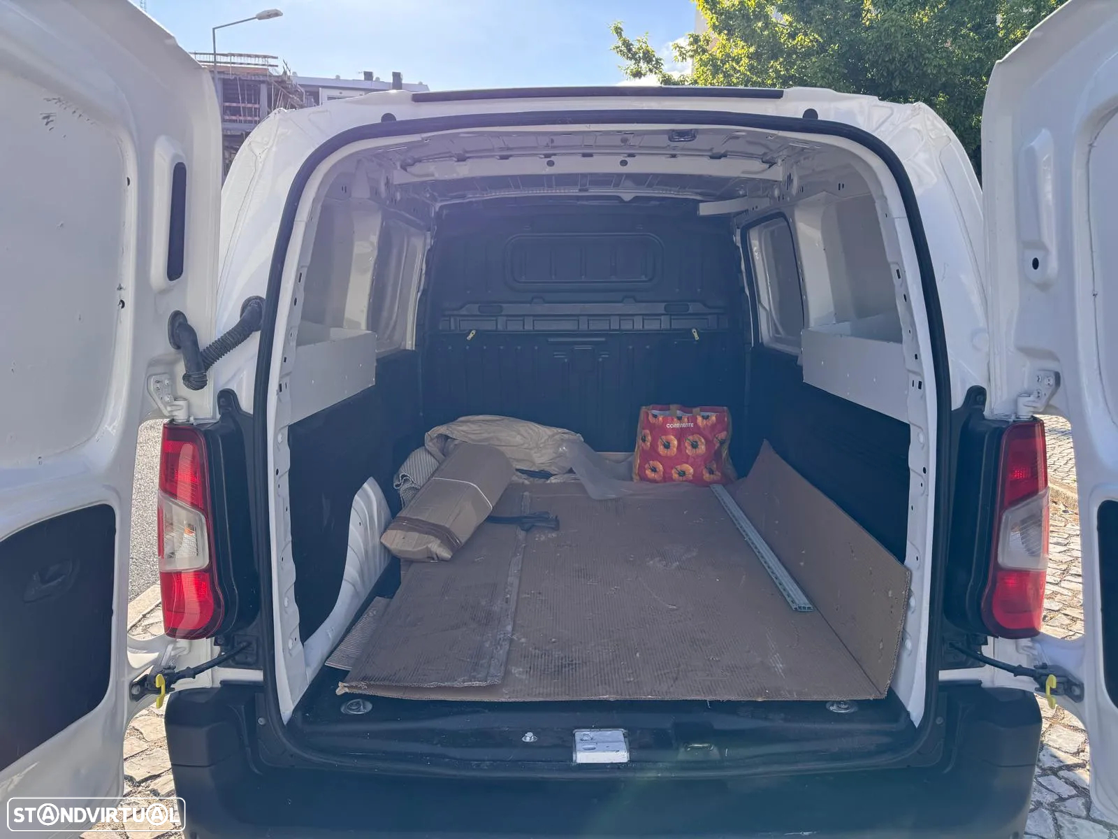 Toyota PROACE CITY CAIXA/MONOVOLUME 1.5 D-4D 100 - 6