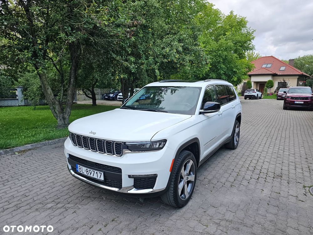 Jeep Grand Cherokee - 1