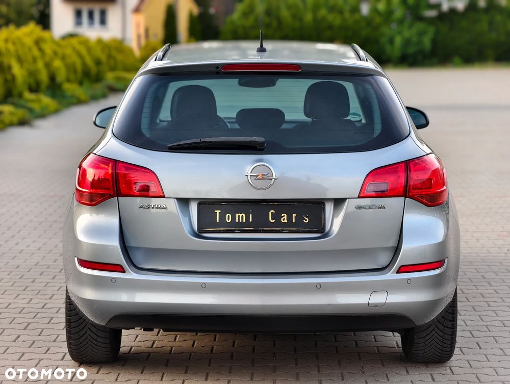 Opel Astra 1.4 ecoFLEX - 29