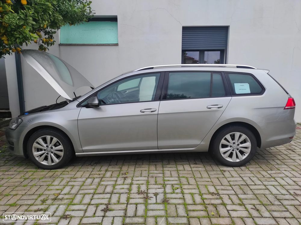 VW Golf Variant 1.6 TDi Confortline - 28