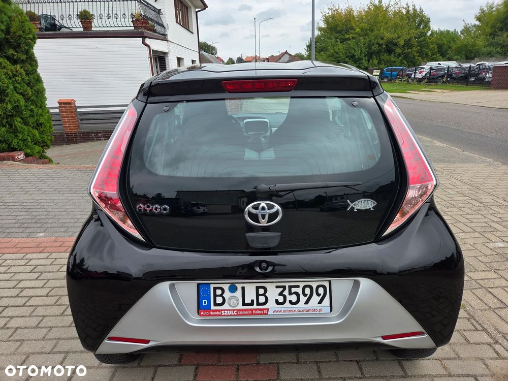 Toyota Aygo x-play Edition S+ - 8