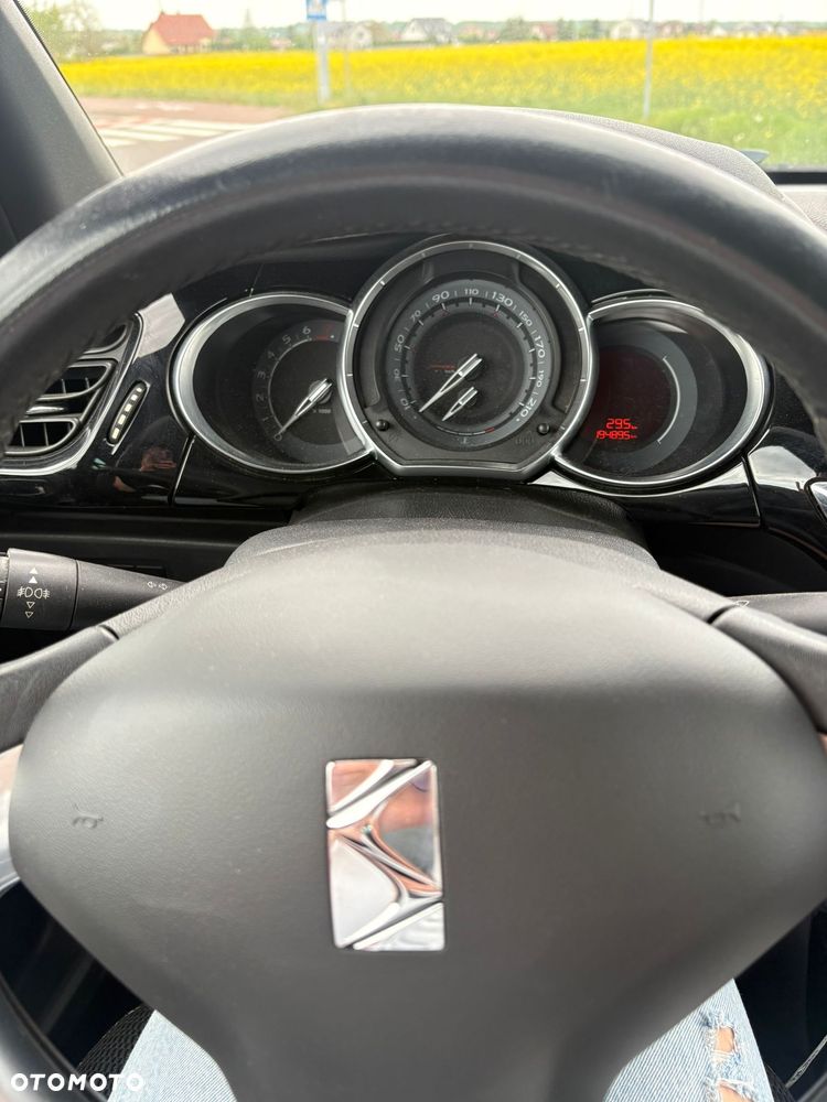 Citroën DS3 1.6 HDi SoChic - 6