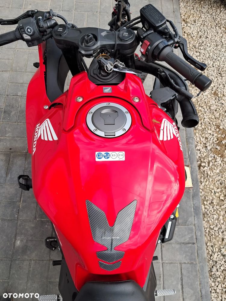 Honda CBR - 16