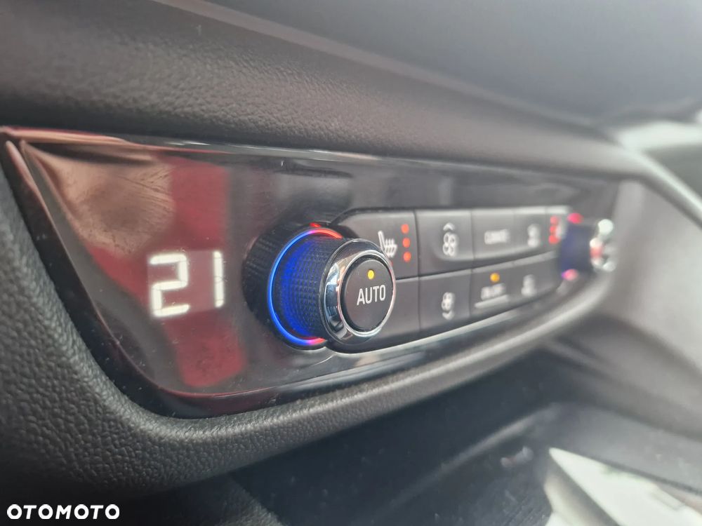 Opel Insignia 2.0 CDTI Elegance S&S - 30