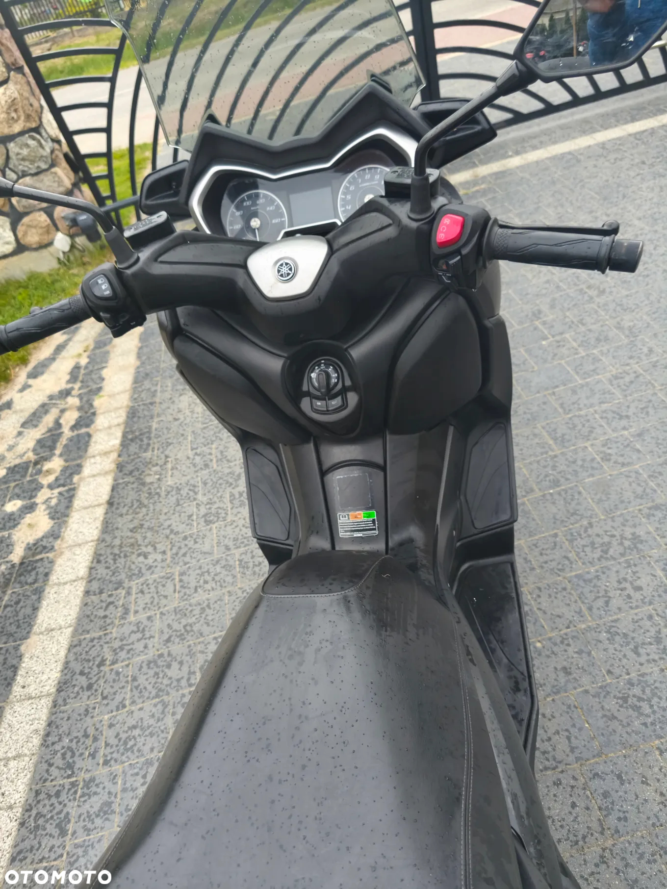 Yamaha X-max - 9