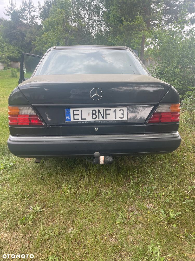 Mercedes-Benz W124 (1984-1993) - 2