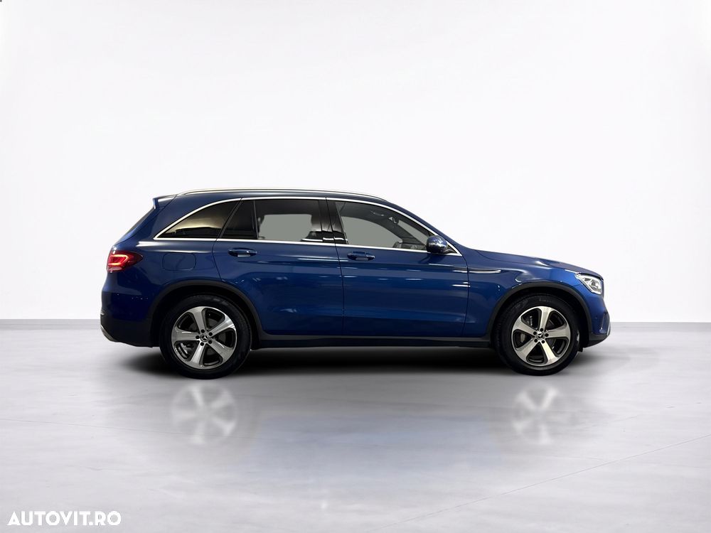 Mercedes-Benz GLC - 7