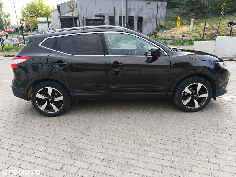 Nissan Qashqai 1.2 DIG-T N-Connecta EU6 - 2