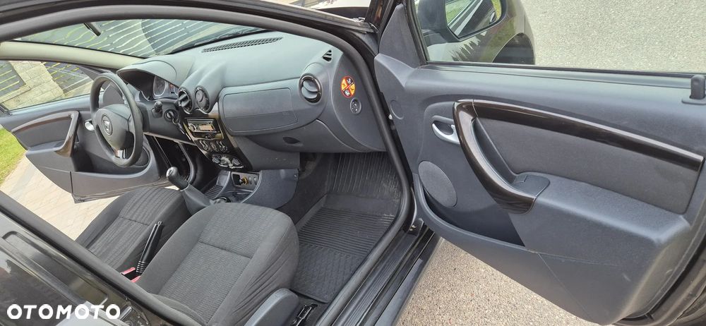 Dacia Duster 1.6 Laureate - 15