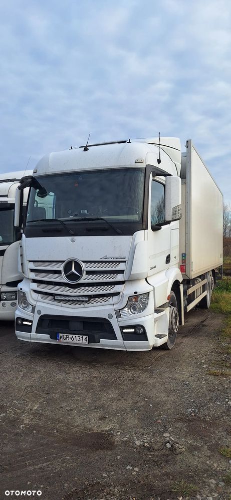 Mercedes-Benz ACTROS - 1