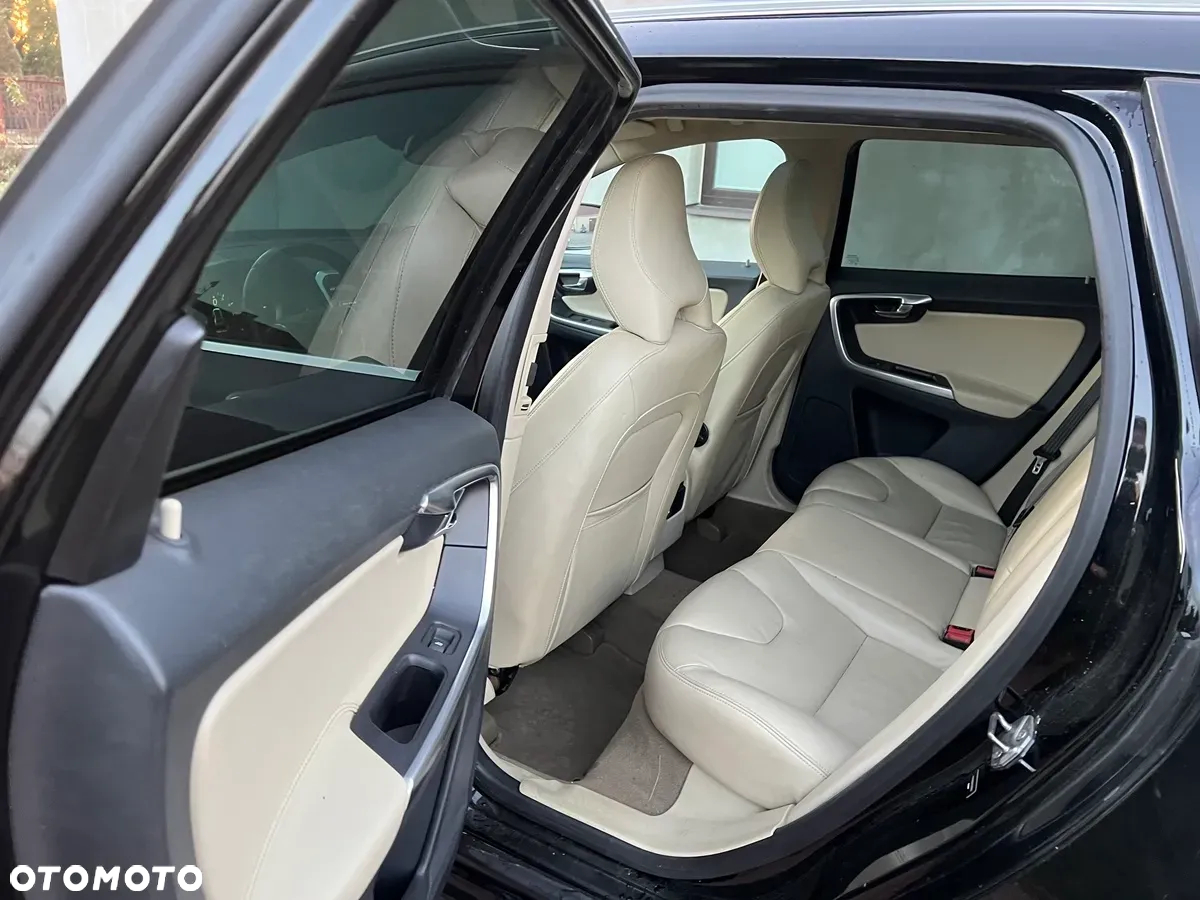Volvo XC 60 - 34