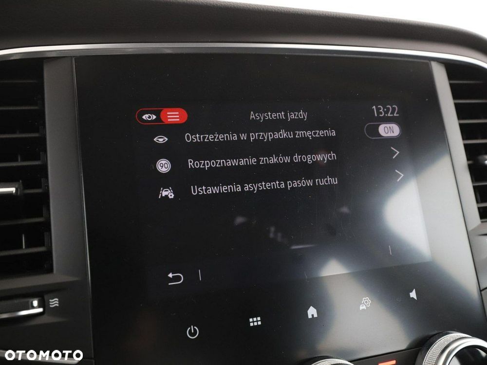 Renault Megane BLUE dCi 115 EDC BUSINESS EDITION - 26