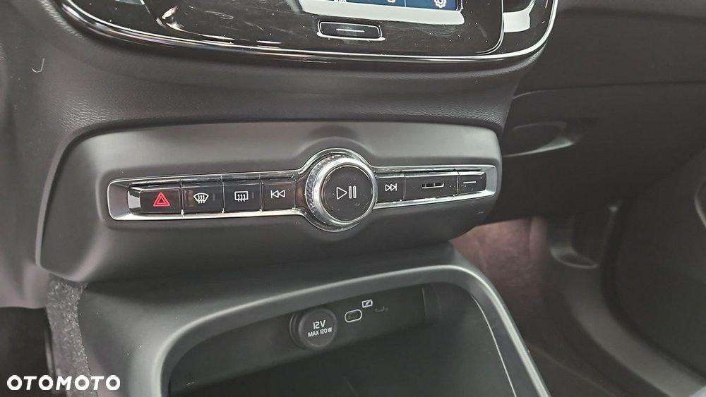Volvo XC 40 73kWh P6 Recharge Plus - 18