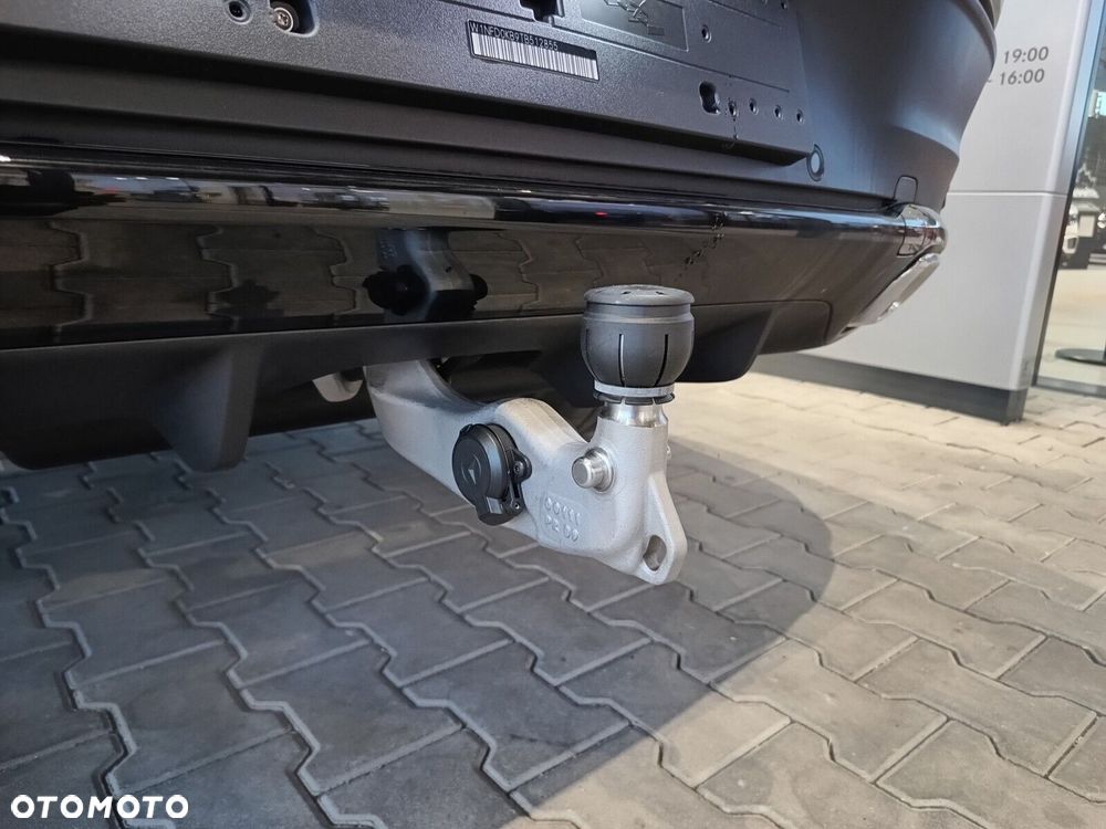 Mercedes-Benz GLE - 36