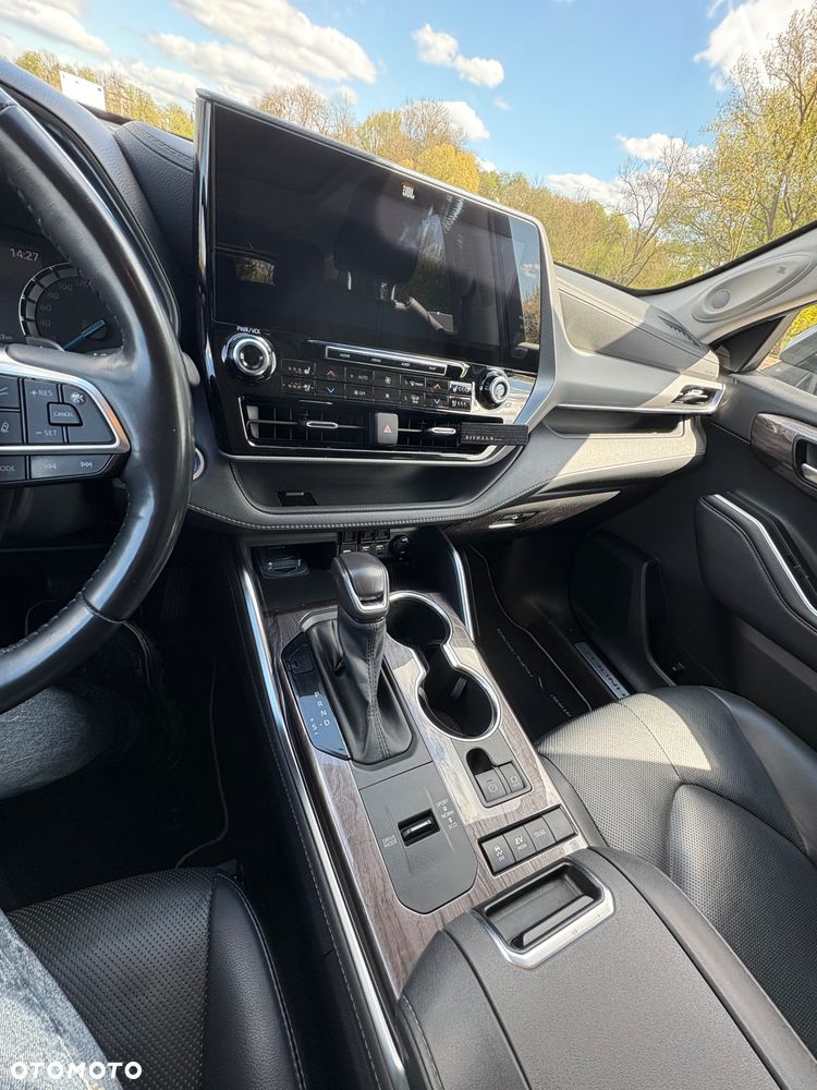 Toyota Highlander 2.5 Hybrid Executive - 13