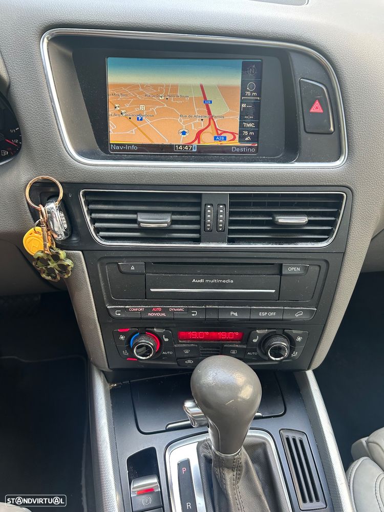 Audi Q5 3.0 TDI Exclusive S-tronic - 9