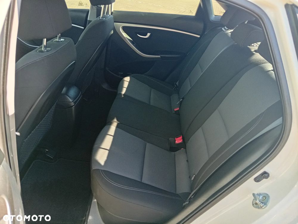 Hyundai i30 1.4 Blue Comfort - 35