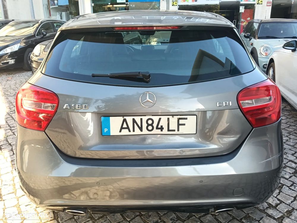 Mercedes-Benz A 180 CDI (BlueEFFICIENCY) 7G-DCT Style - 4