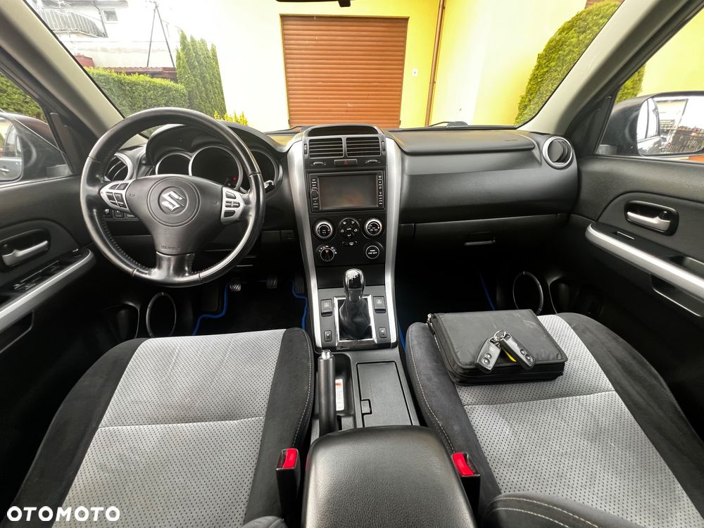 Suzuki Grand Vitara 1.9 DDiS Comfort DPF Limited - 10