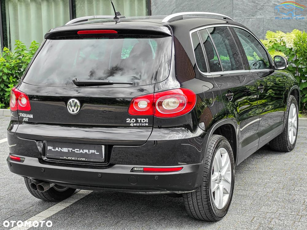 Volkswagen Tiguan - 12
