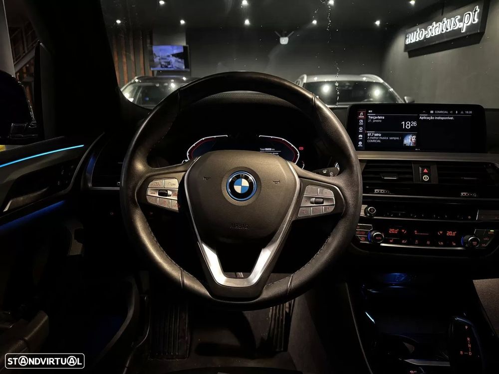 BMW iX3 Inspiring - 17