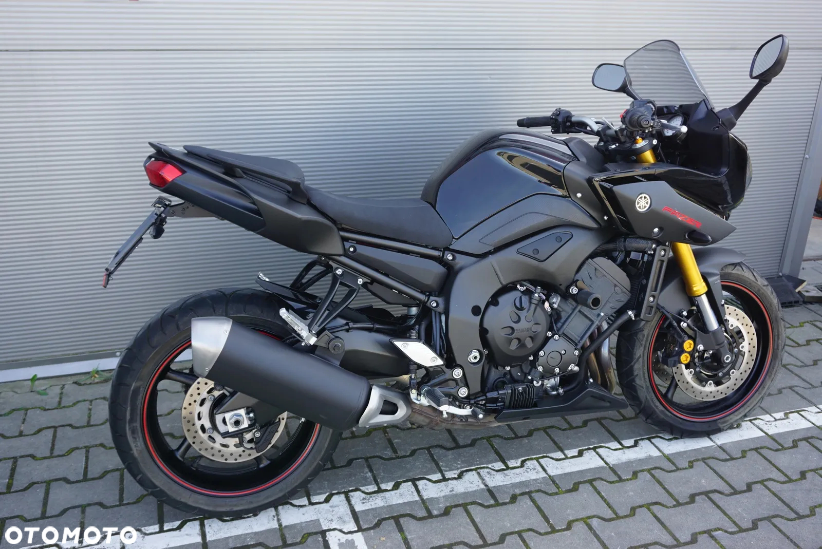 Yamaha FZ8 - 3