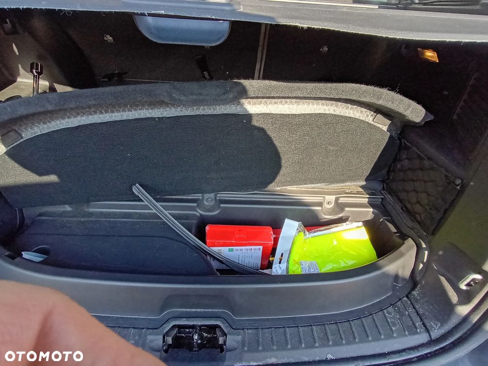 Ford C-MAX - 10