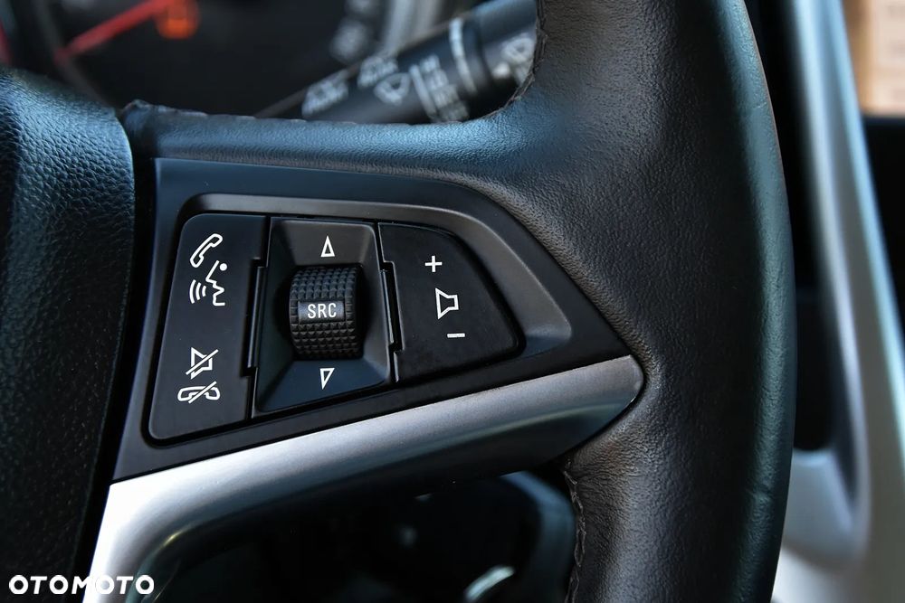 Opel Astra 1.4 T Cosmo EU6 - 21