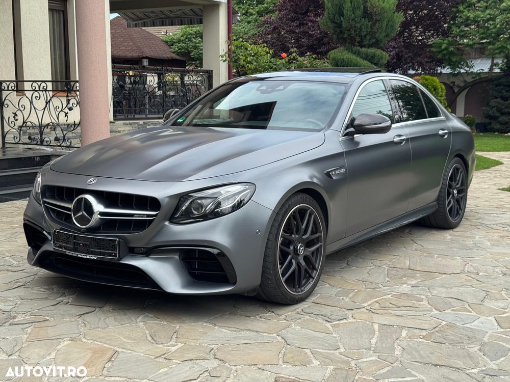 Mercedes-Benz E AMG 63 4Matic AMG Speedshift 9G-MCT - 1