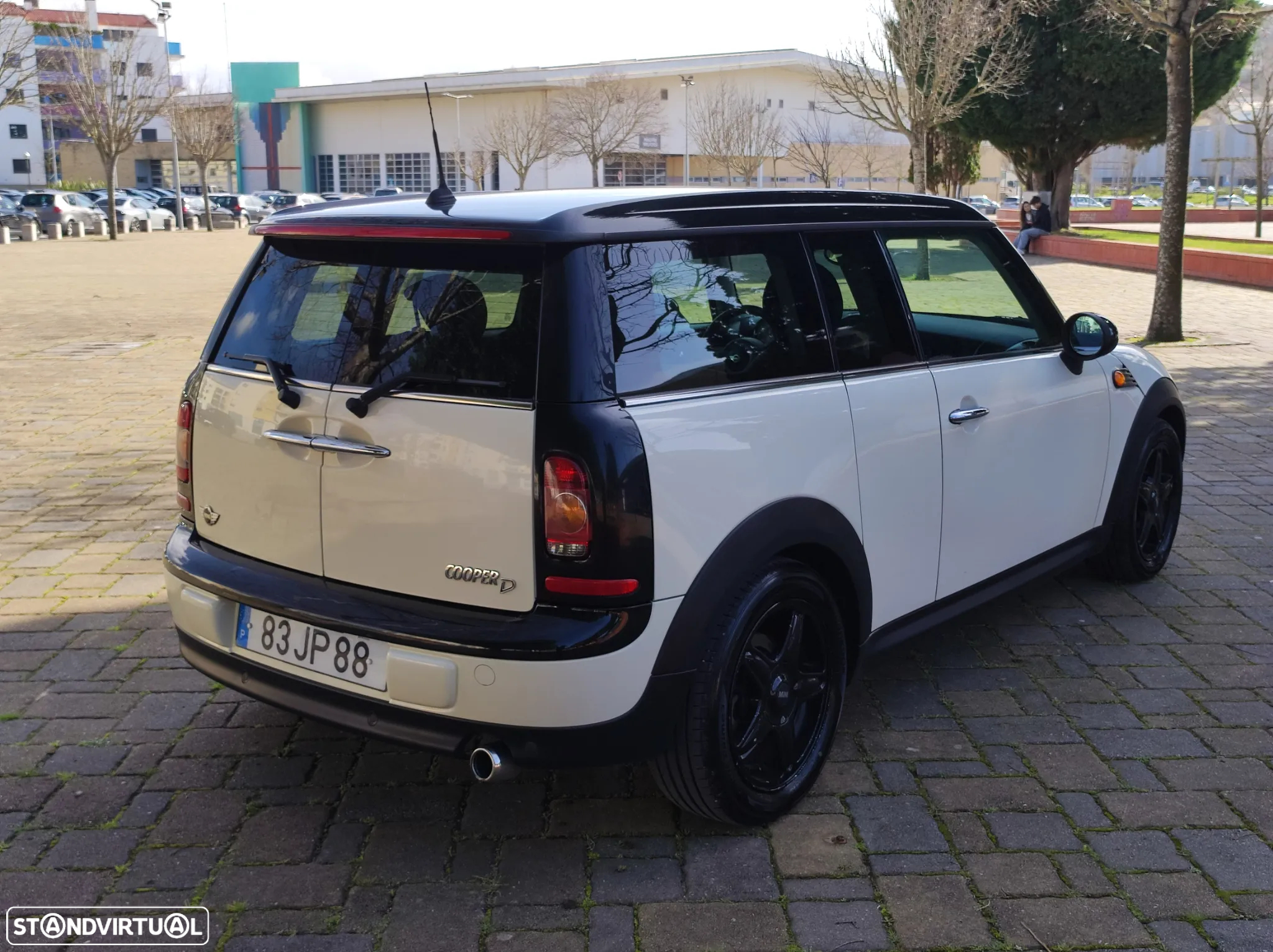 MINI Clubman Cooper D - 4