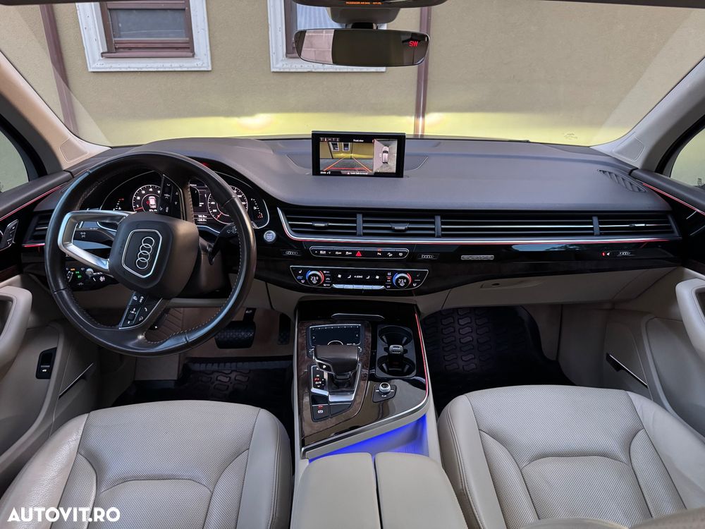 Audi Q7 - 2