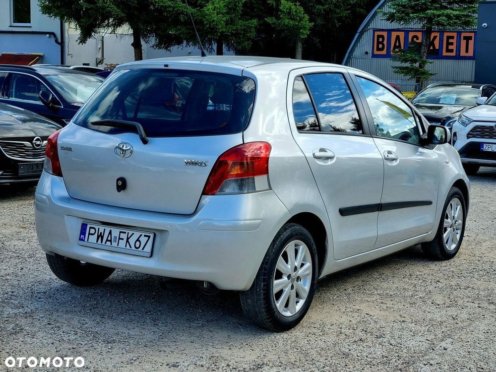 Toyota Yaris 1.33 Sol - 5