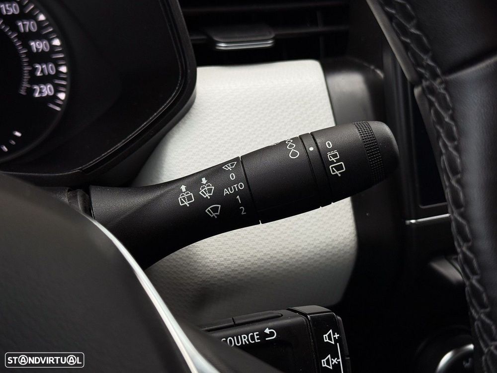 Renault Clio 1.0 TCe Limited - 18