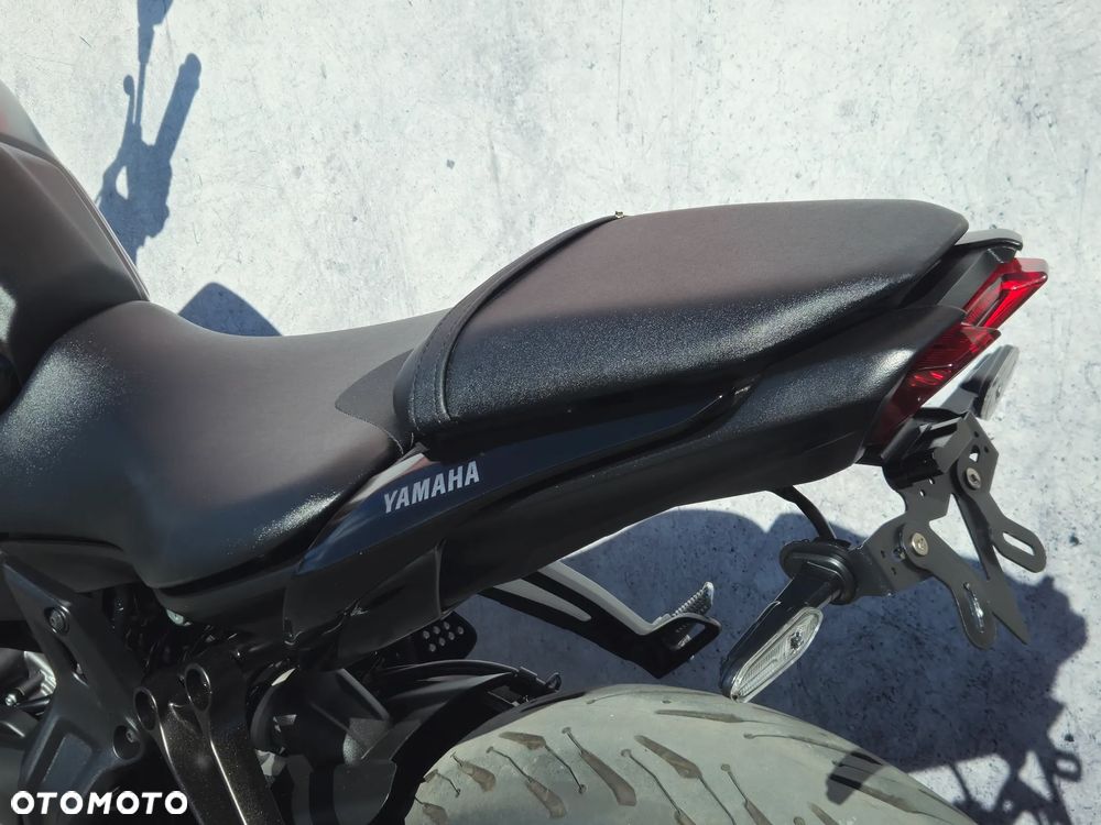 Yamaha MT - 17