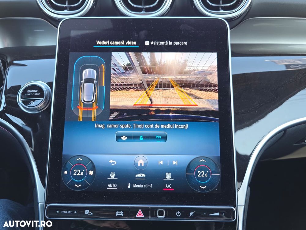 Mercedes-Benz GLC 300 4Matic 9G-TRONIC AMG Line Advanced - 21