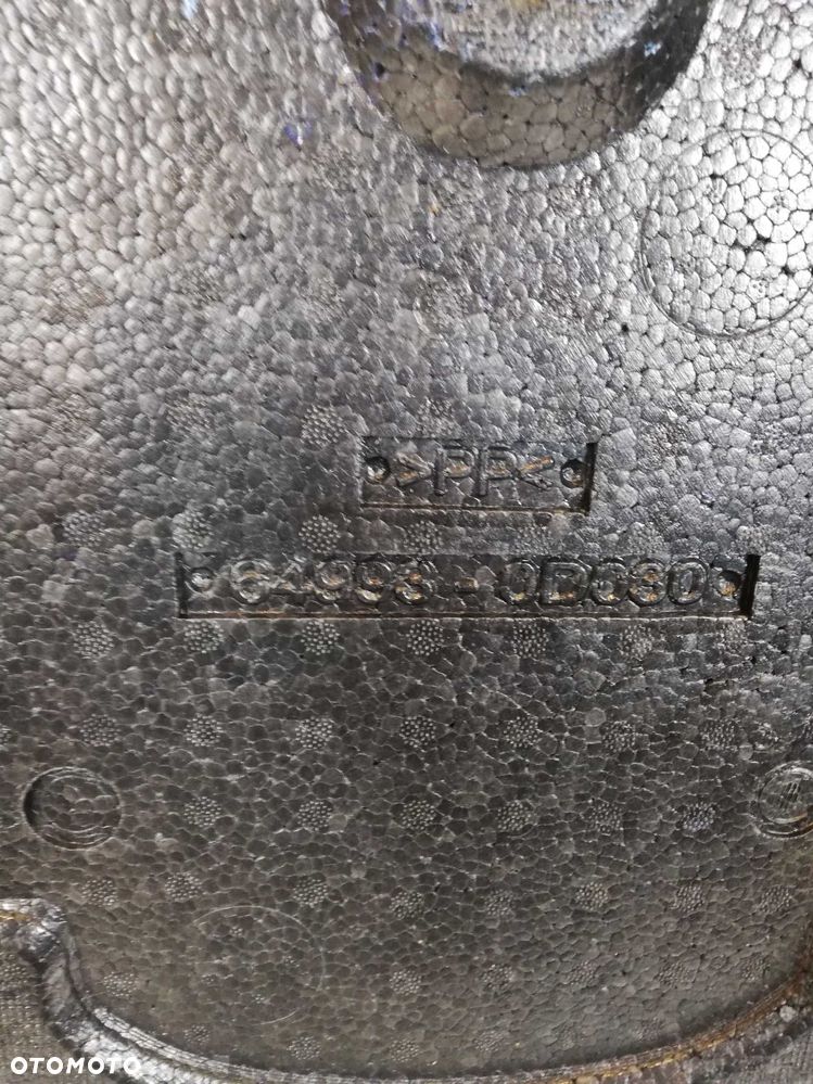 Wypełnienie Styropian  bagażnika Toyota Yaris III 11/20 r - 2