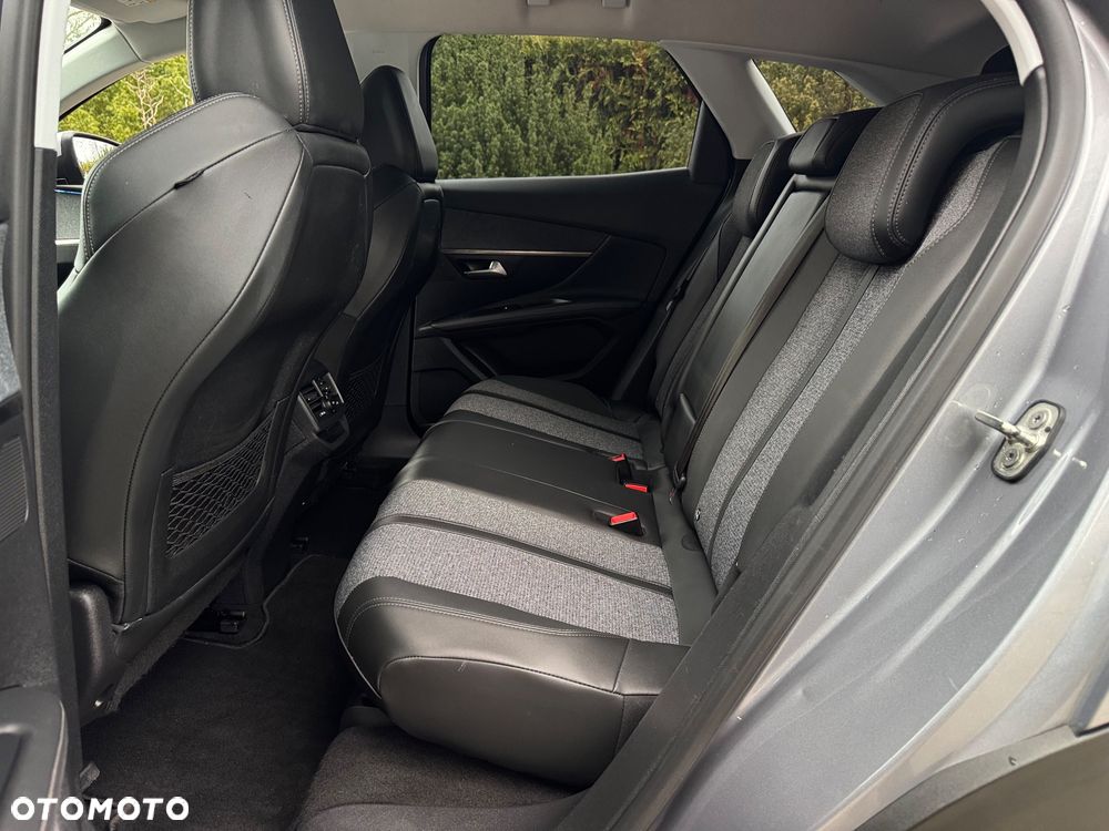 Peugeot 3008 BlueHDi 130 Stop & Start EAT8 Allure Business-Paket - 21