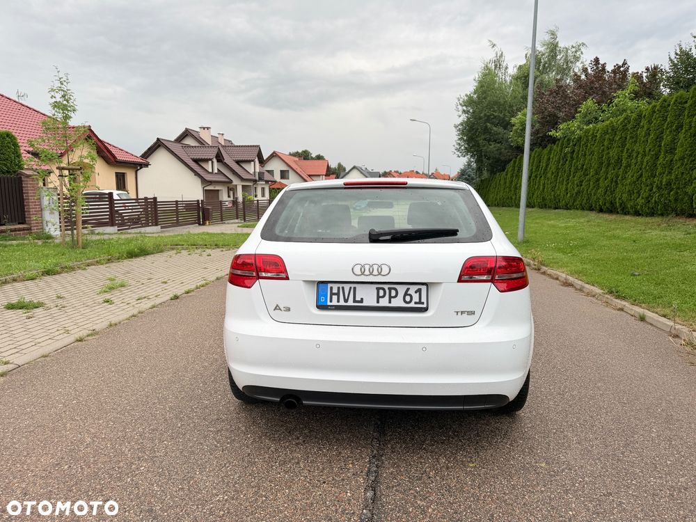 Audi A3 Sportback - 18