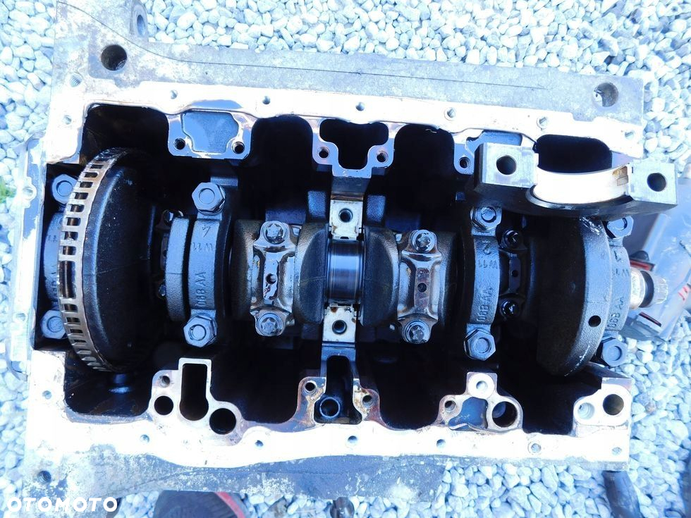 Blok dół silnika AVU VW Golf IV 1.6 8V Skoda Octavia I Bora wał tłoki 102KM - 8