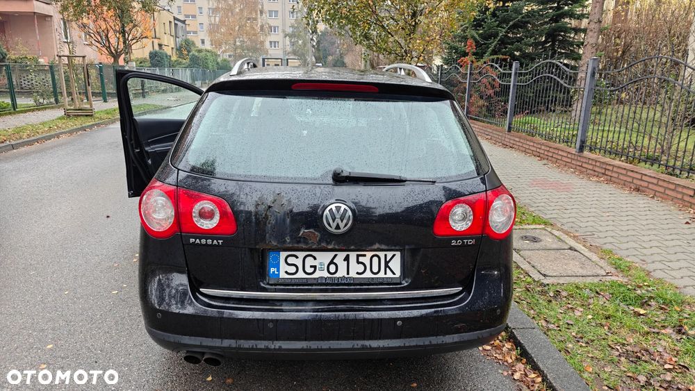 Volkswagen Passat 2.0 TDI Highline - 25